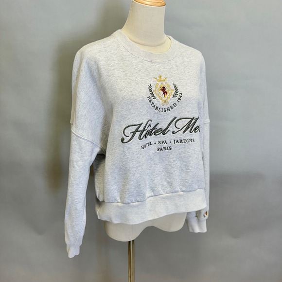 Abercrombie Fitch Soft A&F Gray Embroidered Hotel Mer Sweatshirt Size Large - Picture 10 of 14